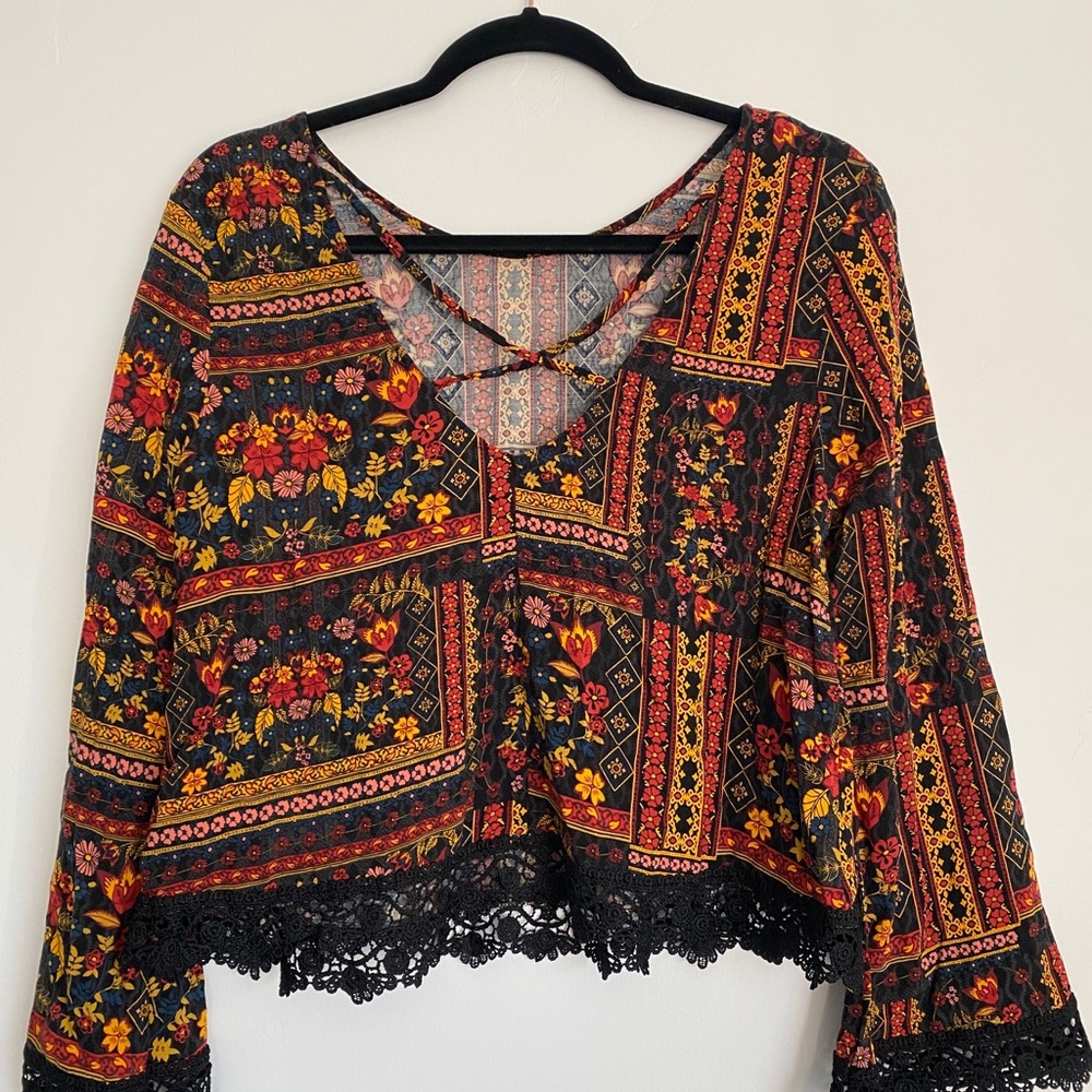 H&M Coachella Floral Flowy Boho Lace Trim Bell-Sleeve Long Sleeve Strappy Shirt - Picture 5 of 9